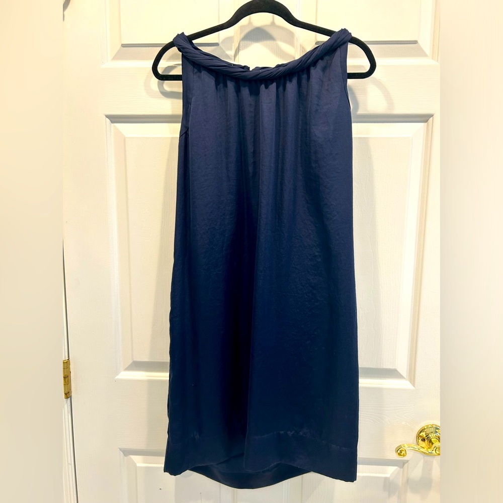 Talbots navy sleeveless dress pockets  NWT excellent condition